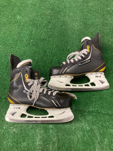 New Senior Bauer Supreme One Matrix Hockey Skates Regular Width 10.5