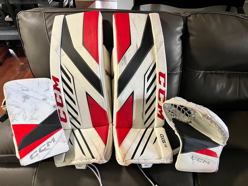 CCM Axis 1.9 leg pads and 2.9 gloves