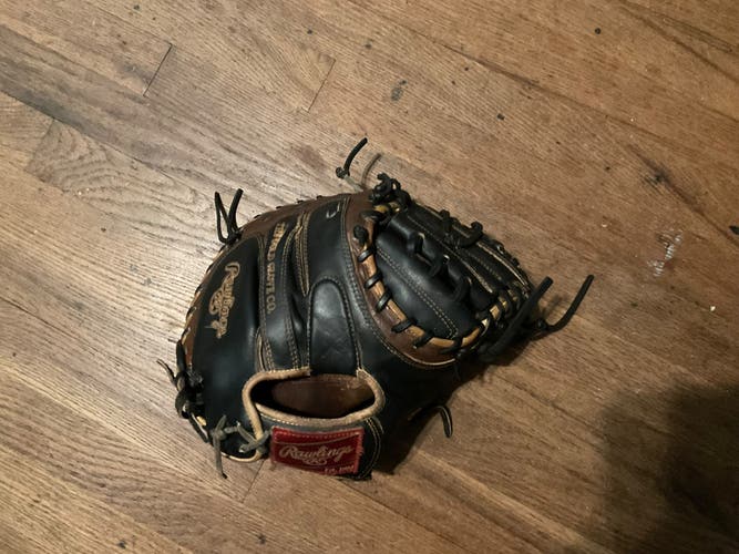 Rawlings Heart of the Hide Catchers glove 33