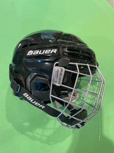 Black Used Youth Bauer Prodigy Helmet