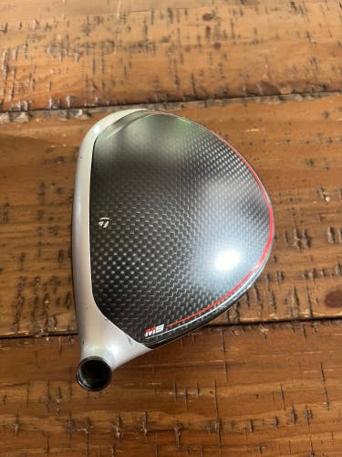 Used Men's Driver Right Handed M5  10.5 Degree Club Head
