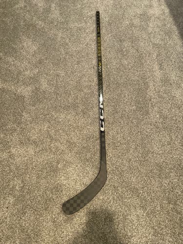 Used Intermediate CCM Right Handed P29 Tacks AS-V Hockey Stick