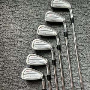 Titleist 695 CB Forged Iron Set