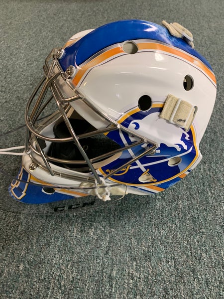 BAUER PROFILE 940 NON-CERTIFIED CAT EYE GOALIE  MASK - SENIOR SIZE MEDIUM