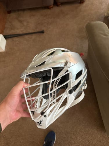 New  Cascade R Helmet