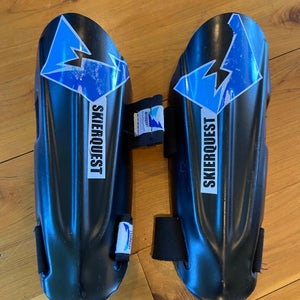 Skierquest Forearm Guards size small youth