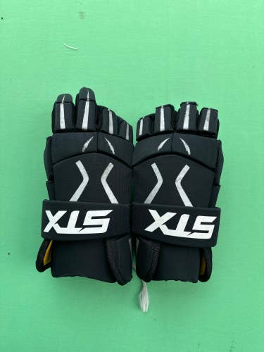 Black Used STX Stinger Lacrosse Gloves 12"