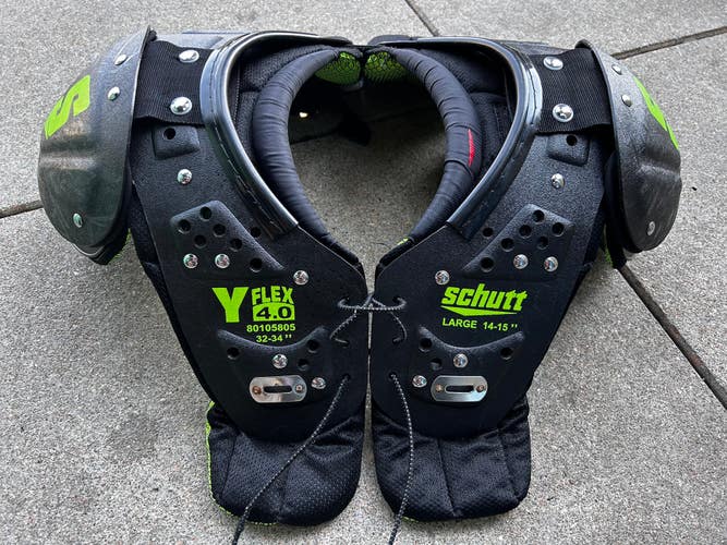 Used Large Youth Schutt Y Flex 4.0 Youth Shoulder Pads