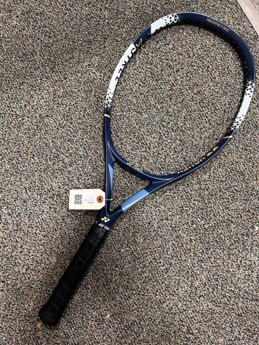 Used Men's YONEX Astrel 105 Tennis Racquet