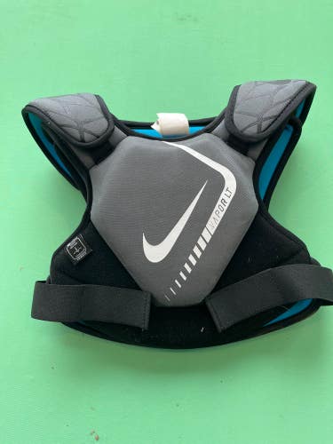 Used Medium Youth Nike Vapor LT Shoulder Pads