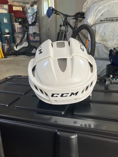 Used Medium CCM Fitlite 3DS Helmet