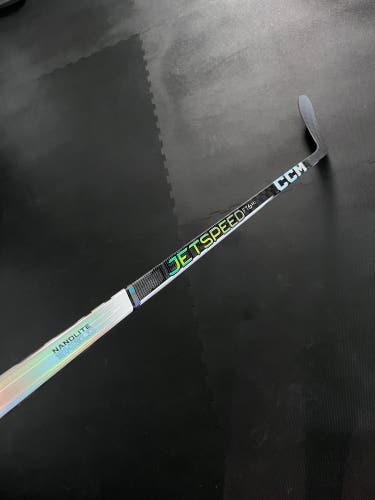 New Senior CCM Left Hand P28 Pro Stock Jetspeed FT6 Pro Hockey Stick