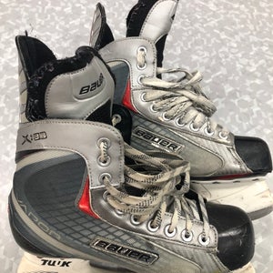Used Senior Bauer Extra Wide Width 7 Vapor X30 Hockey Skates