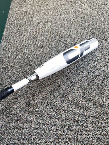 Used DeMarini CF Bat USSSA Certified (-8) Composite 24 oz 32" BB5S5