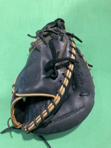 Black Used Rawlings Gold Glove Elite Right Hand Throw Catcher's Baseball Glove 32.5"