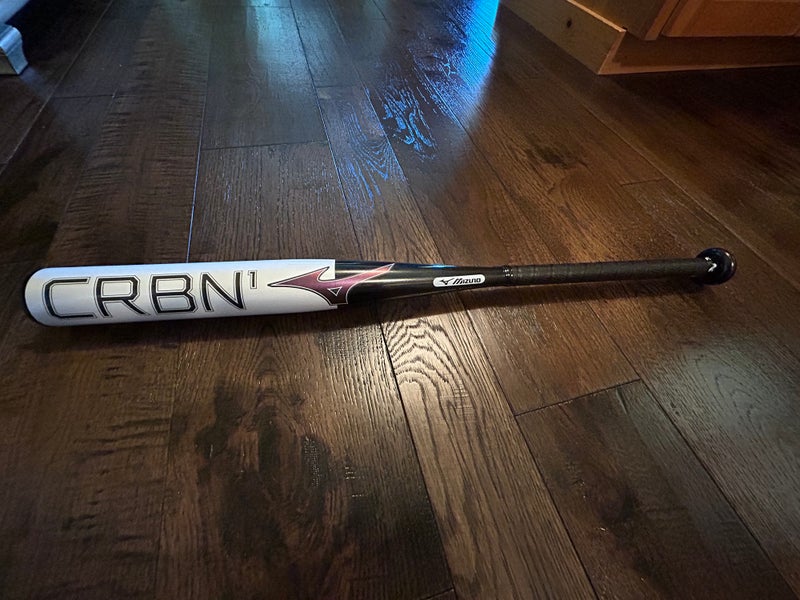 New Mizuno CRBN1 30/20 Fastpitch softball bat
