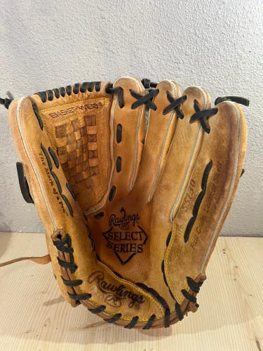 Brown Used Rawlings The Mark of a Pro Right Hand Throw Baseball Glove 13"