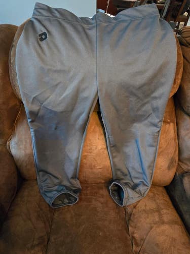 Gray Used Large Adult Women's DeMarini Game Pants