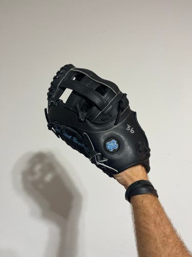 Nike pro golf UNC Tar Heels college issue first base mitt baseball glove