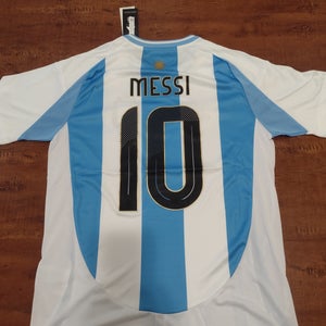 Messi #10 Argentina Copa América 2024 Small Men's Adidas Jersey