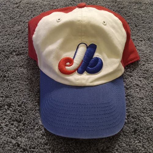 Cooperstown Collection MLB Montreal Expos Fitted Cap Large