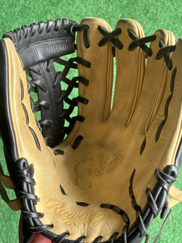Used 2023 Right Hand Throw Rawlings Infield Gold Glove Elite Baseball Glove 11.5"