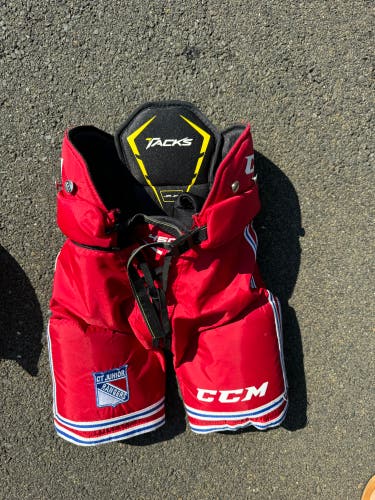 CT Junior Rangers CCM Tacks Hockey Pants Used