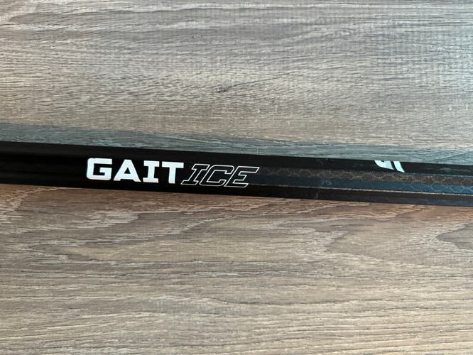 Used Gait Ice Shaft