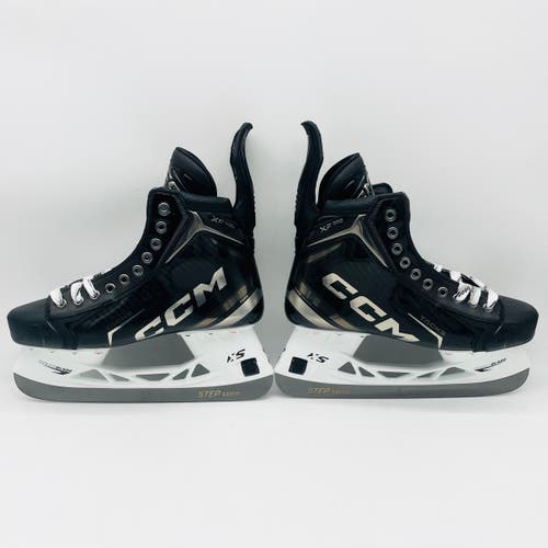 New CCM Supertacks XF Pro Hockey Skates-8.5 Wide Fit-271-Step Blacksteel