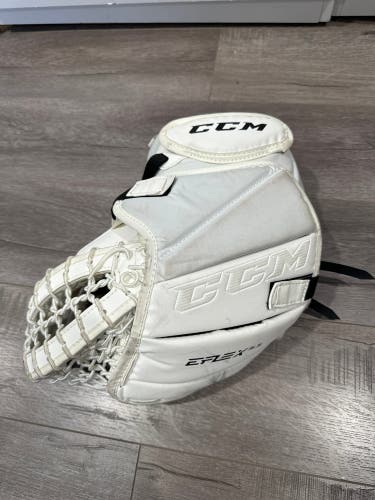 CCM goalie glove