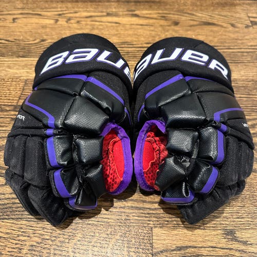 Used  Bauer 12" Vapor 3X Gloves