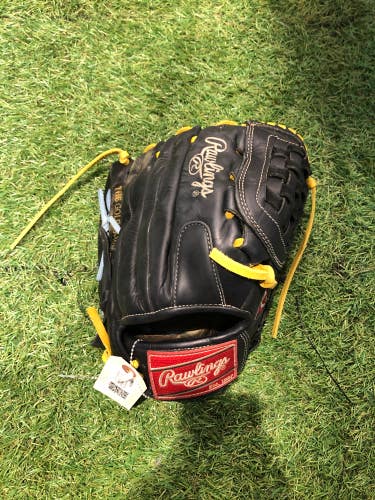 Used Rawlings Gold Glove Elite Right Hand Throw Pitcher's Baseball Glove 12"