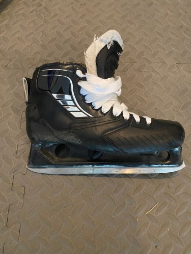 Used Senior True Regular Width 8.5 One Piece Hockey Goalie Skates