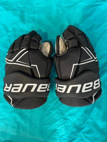 Black Used Junior Bauer MS-1 Gloves 11"