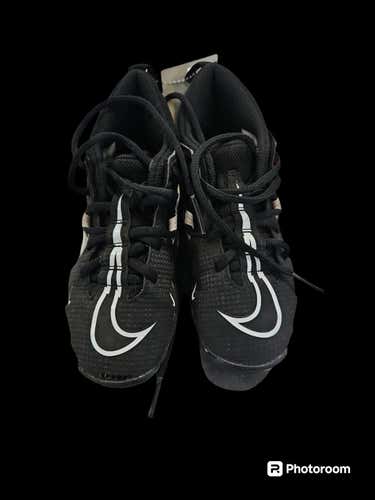 Used Nike Youth 12.0 Football Cleats
