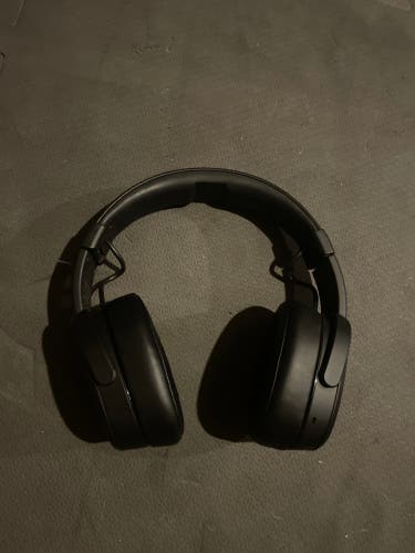 Used  Crusher Wireless Headphones