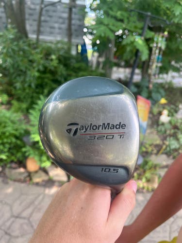 TaylorMade 320 ti. 10.5 Loft