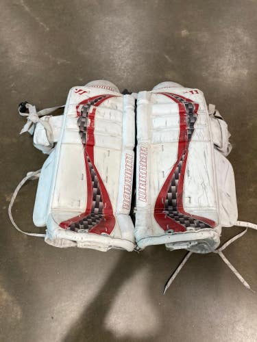 Used Junior Warrior Swagger Goalie Leg Pads 27"+1