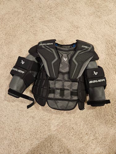 Used Small / Medium Bauer GSX Goalie Chest Protector