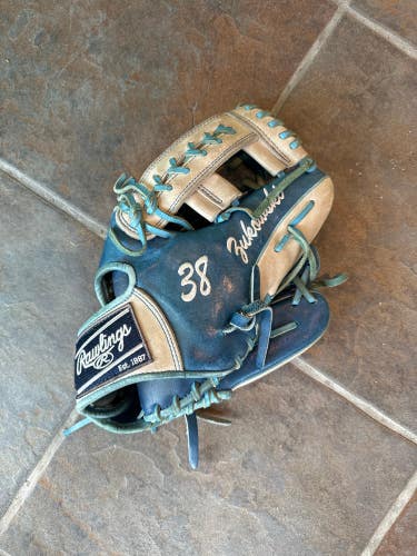 Blue Used Rawlings Heart of the Hide Right Hand Throw Infield Baseball Glove 11.25"