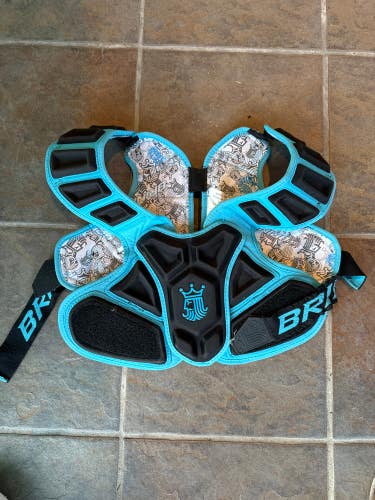 Used Medium Youth Brine King Shoulder Pads