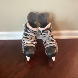 Used Junior Bauer Vapor X60 Hockey Skates Regular Width Size 3