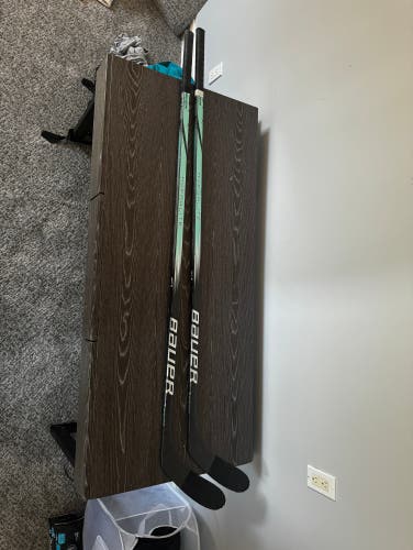 New Senior Bauer Left Hand P28 Pro Stock Vapor Hyperlite 2 Hockey Stick