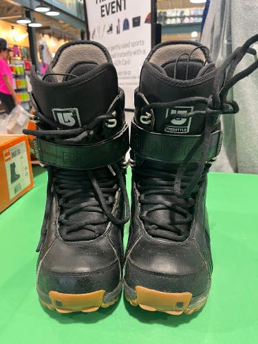 Used Size 9.0 (Women's 10) Men's Thirty Two Binary boa Snowboard Boots