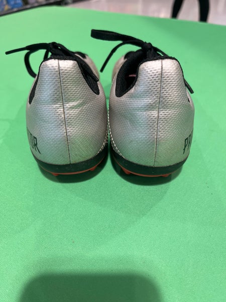 Silver & Black Used Youth 3.5 Unisex Adidas Predator Cleats Molded Cleats