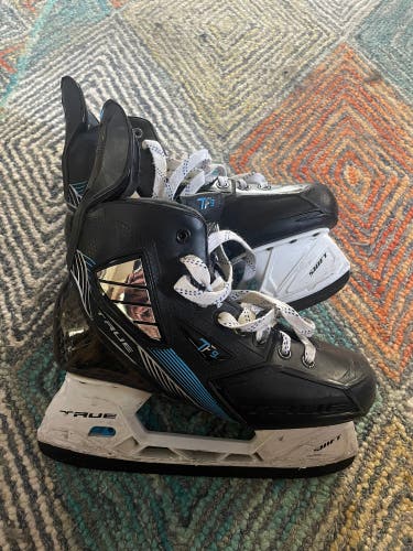 True TF9 Lightly Used Skates SIZE 6.5