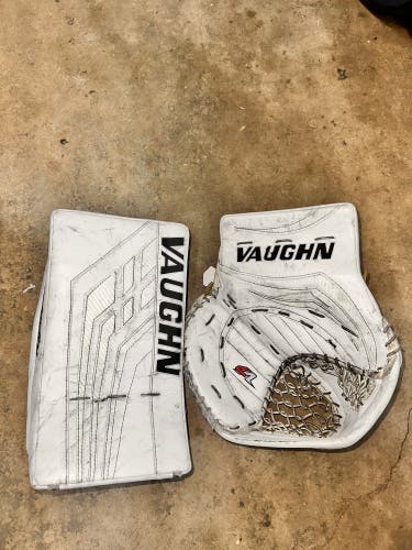 VAUGHN Velocity V7 Goalie Glove and Blocker Combo