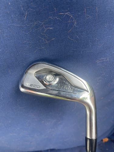 Titleist T200 7 iron