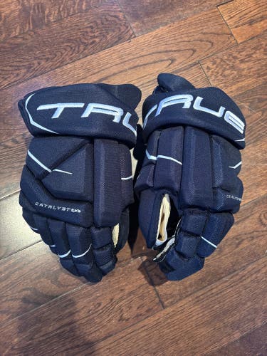 New  True 14"  Catalyst 5X3 Gloves