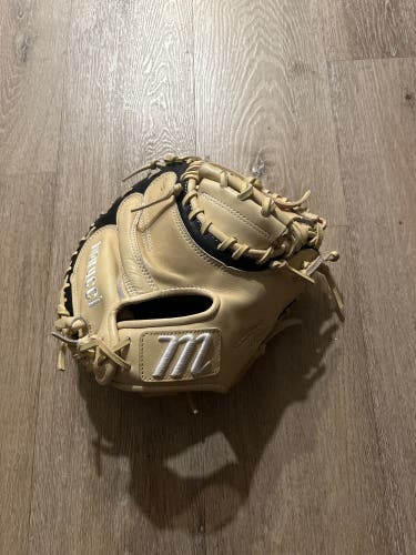 Marucci catchers mitt